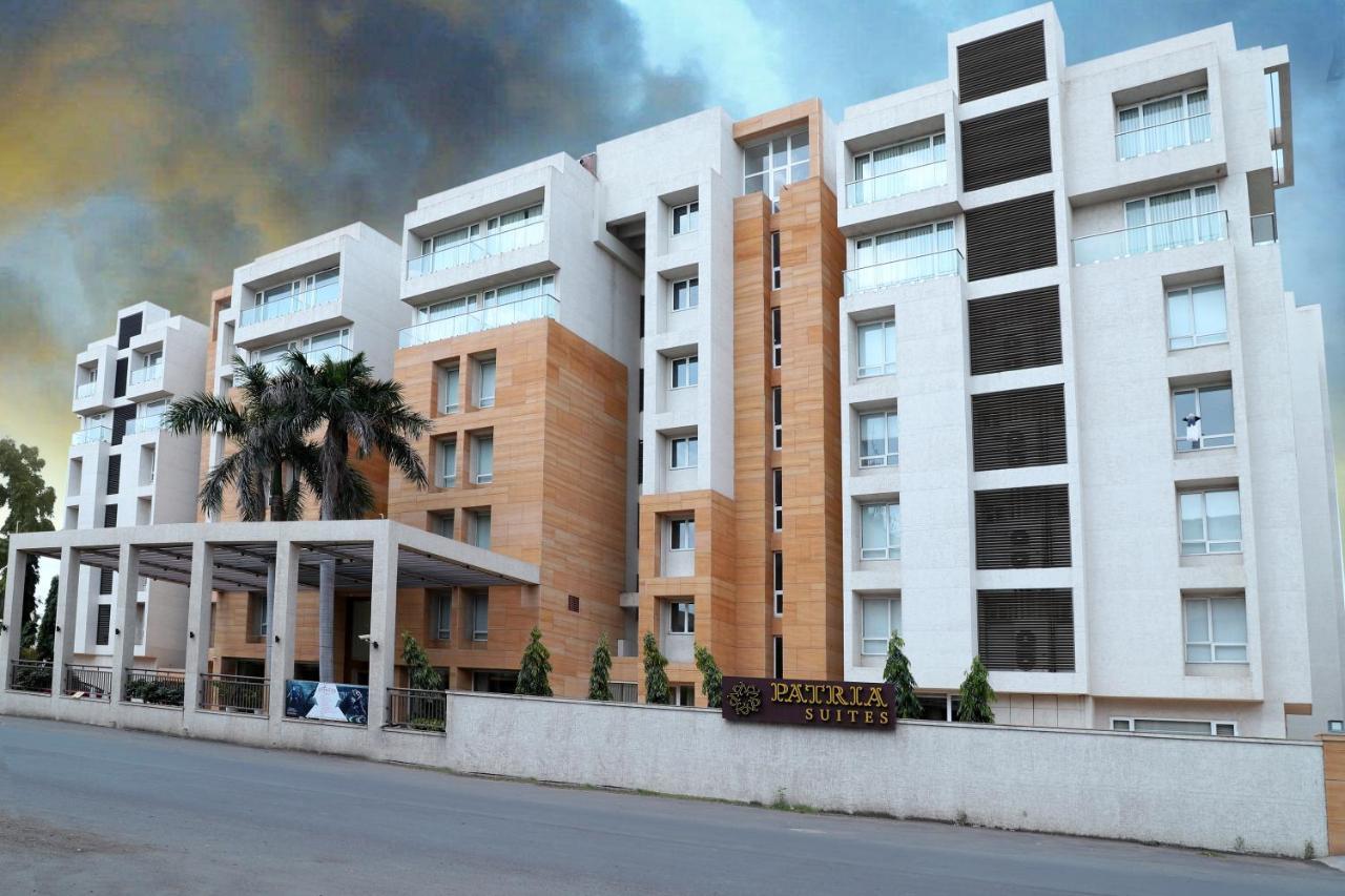 Quality Inn Patria Suites, Rajkot Exterior photo