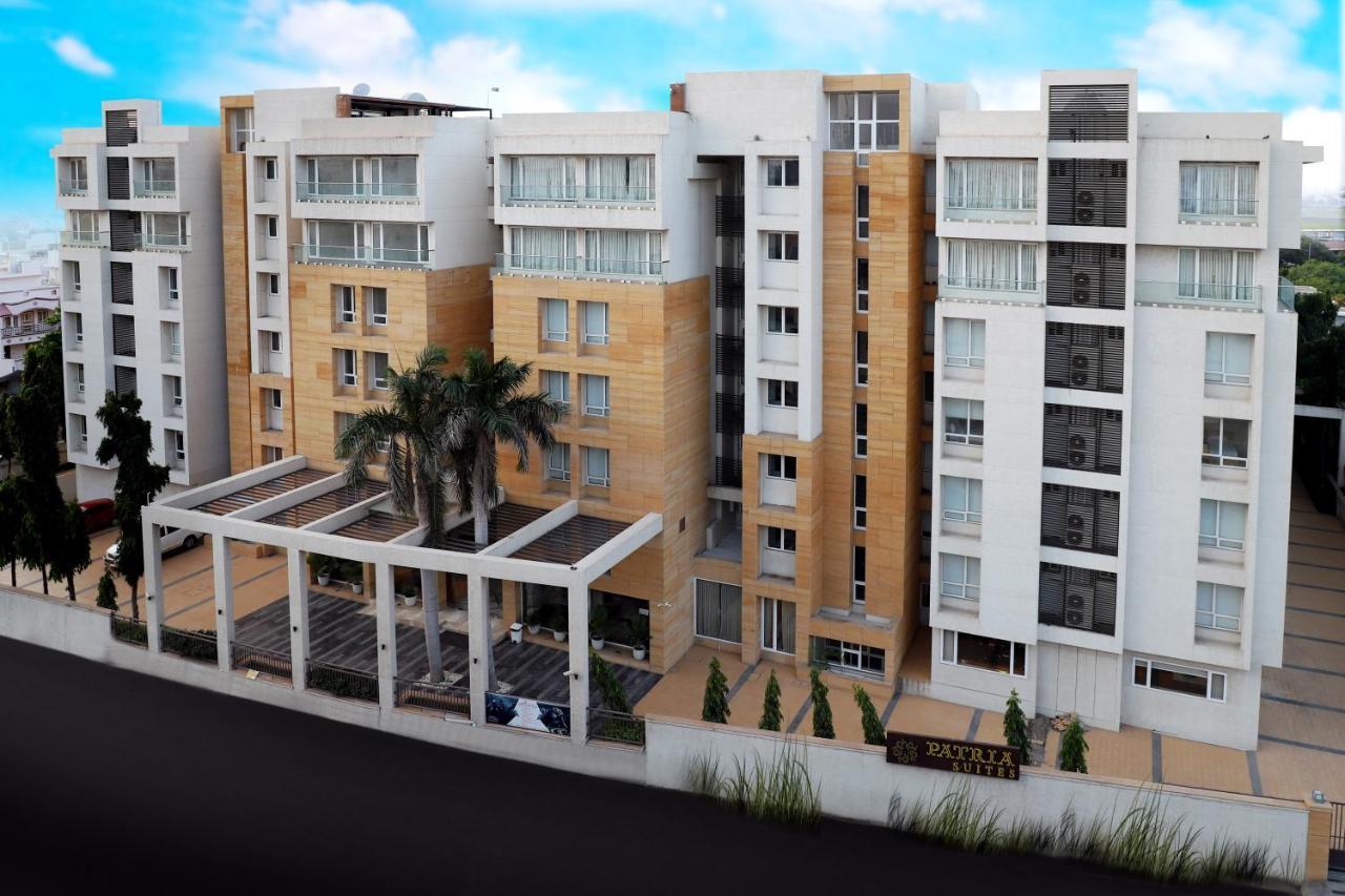 Quality Inn Patria Suites, Rajkot Exterior photo