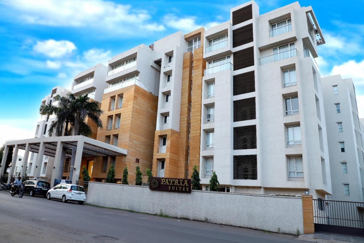 Quality Inn Patria Suites, Rajkot Exterior photo