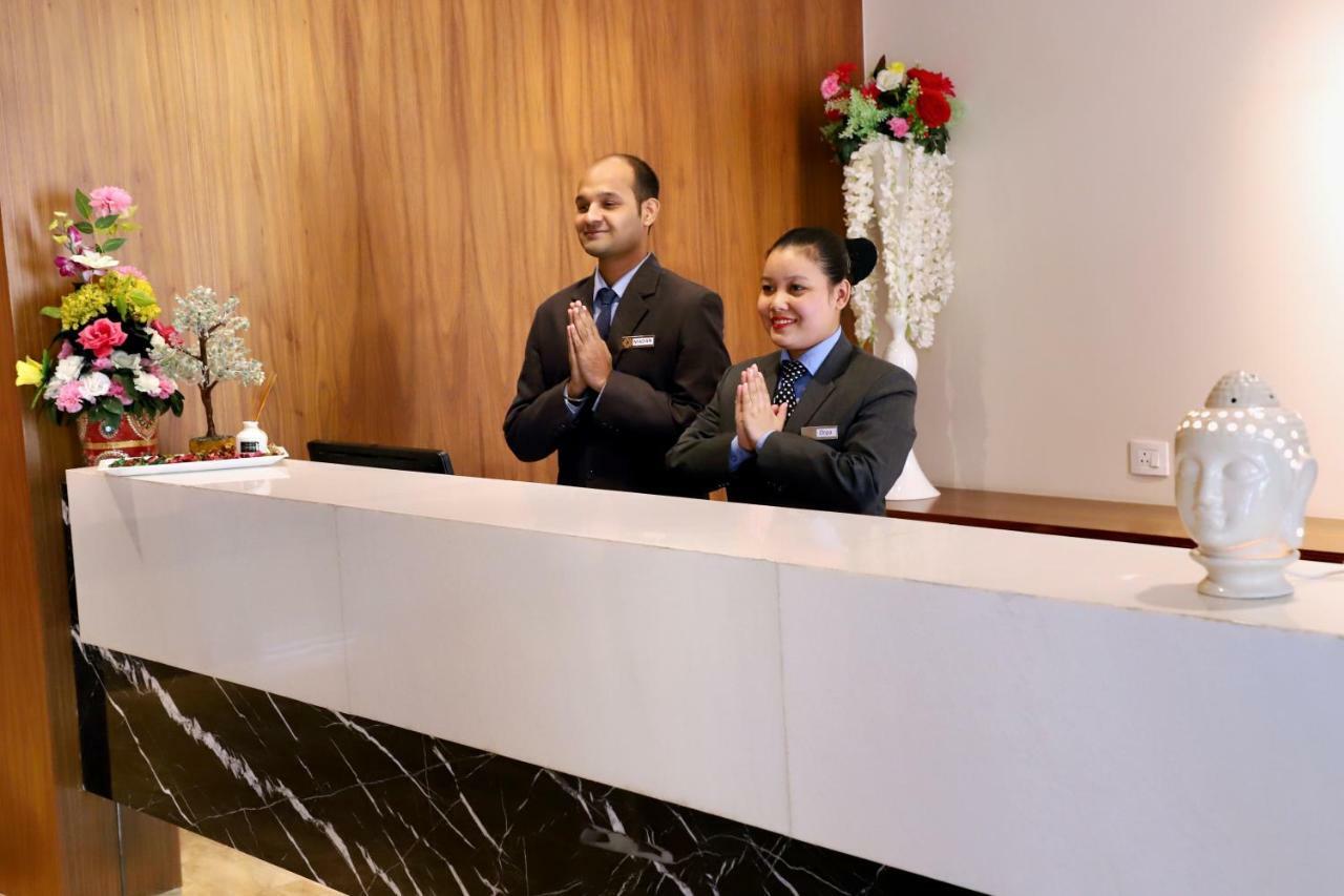 Quality Inn Patria Suites, Rajkot Exterior photo